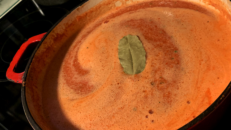 Fresh Italian Tomato Pasta Sauce